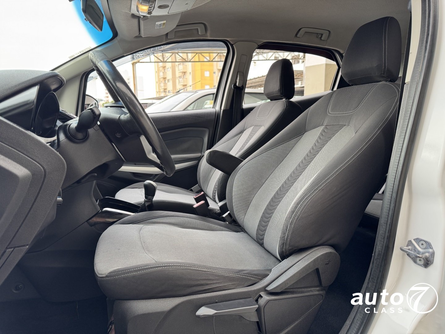 FORD ECOSPORT - Foto 8